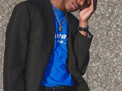 How to Wear Men's Graphic Tees Without Looking Like a Teenager