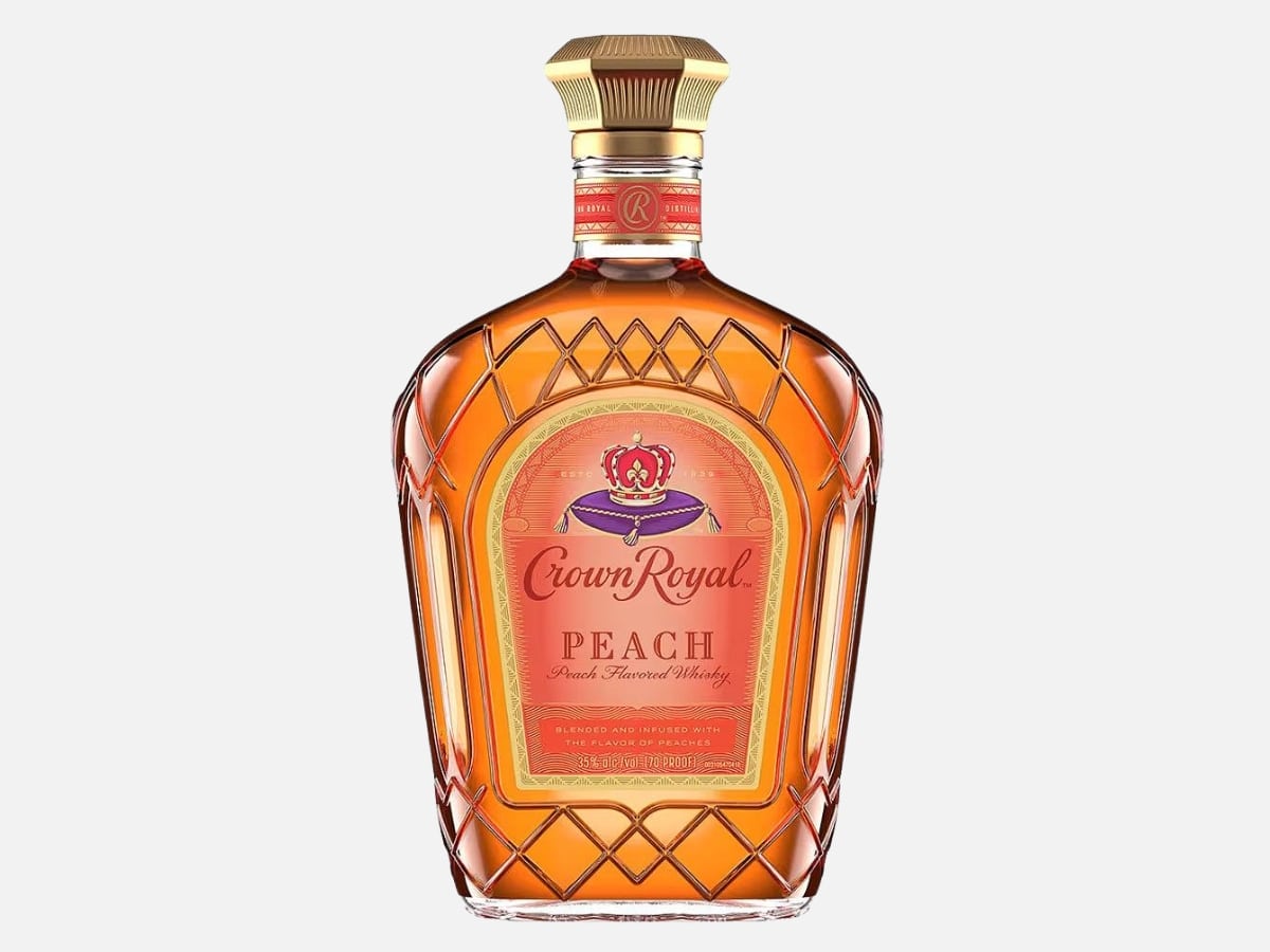 Crown royal peach canadian whisky