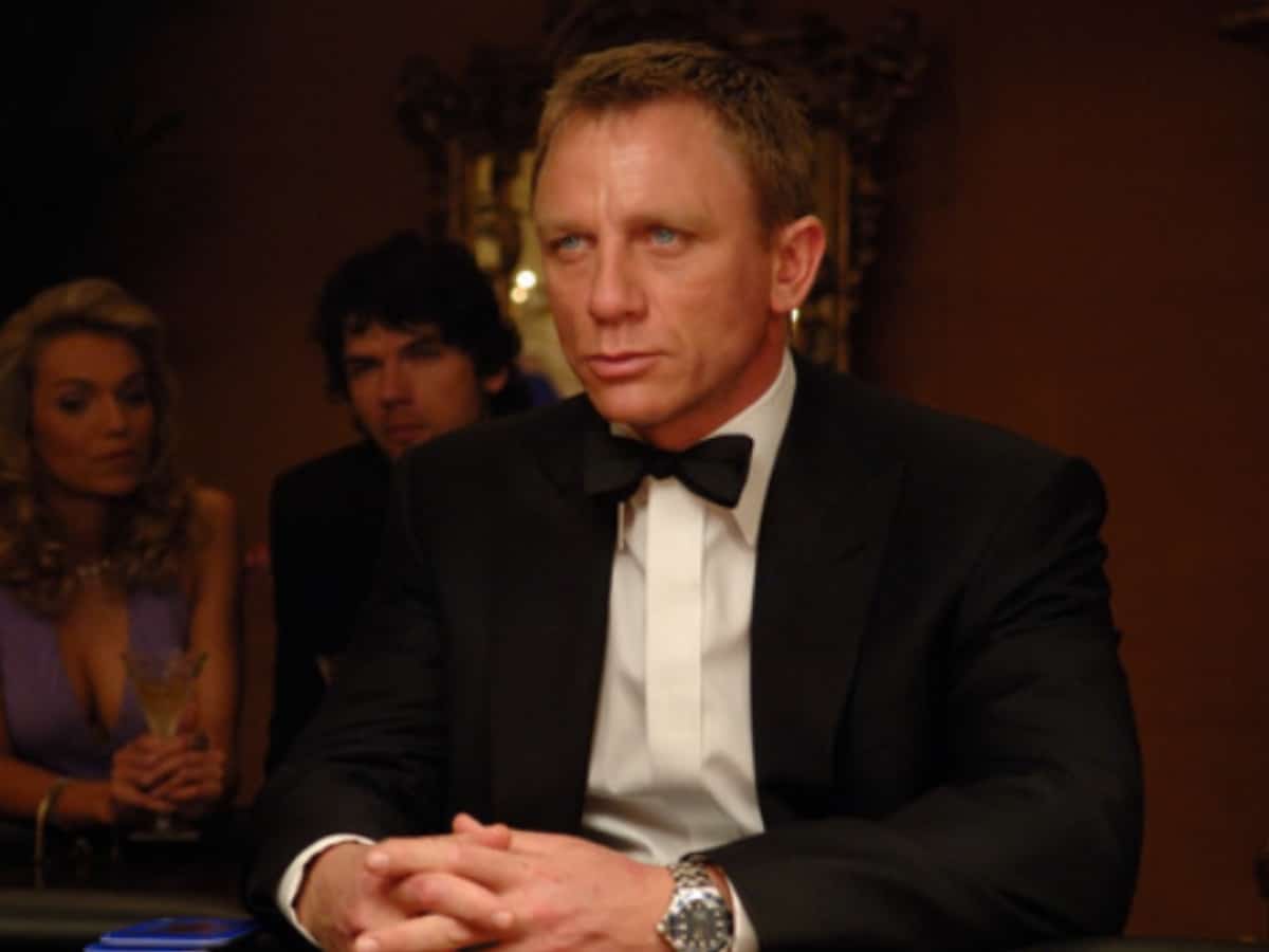 James bond casino royale daniel craig tuxedo