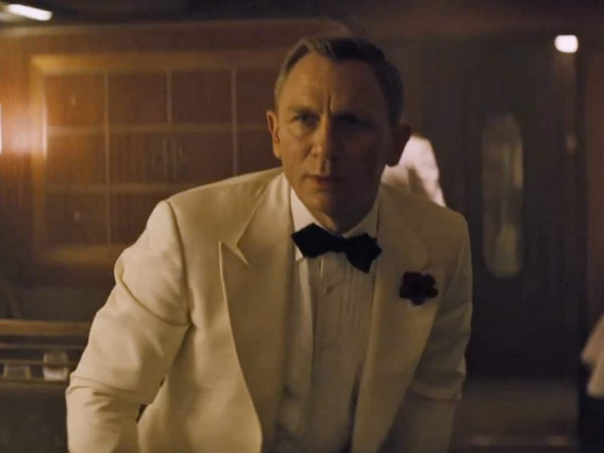 James bond daniel craig ivory tuxedo