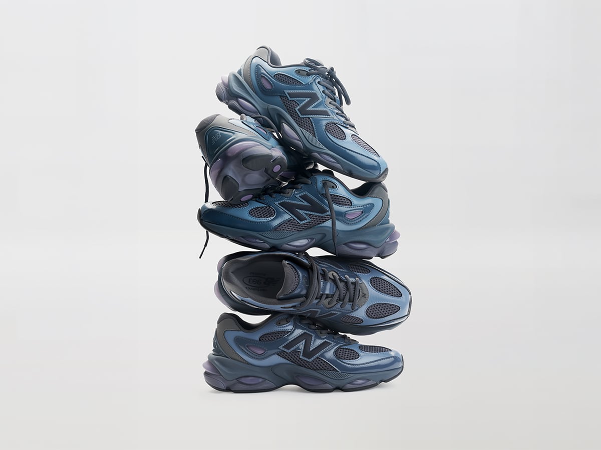 New balance 983 flat lay