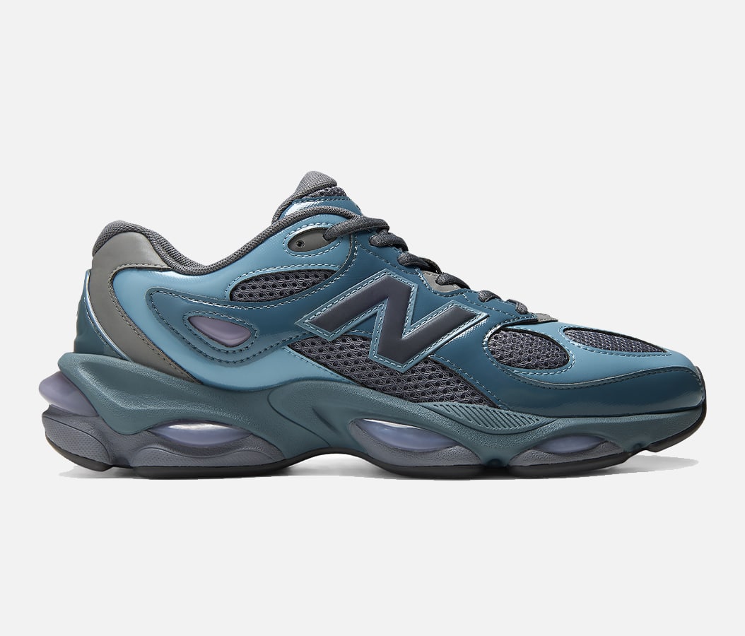 New balance 983 side on