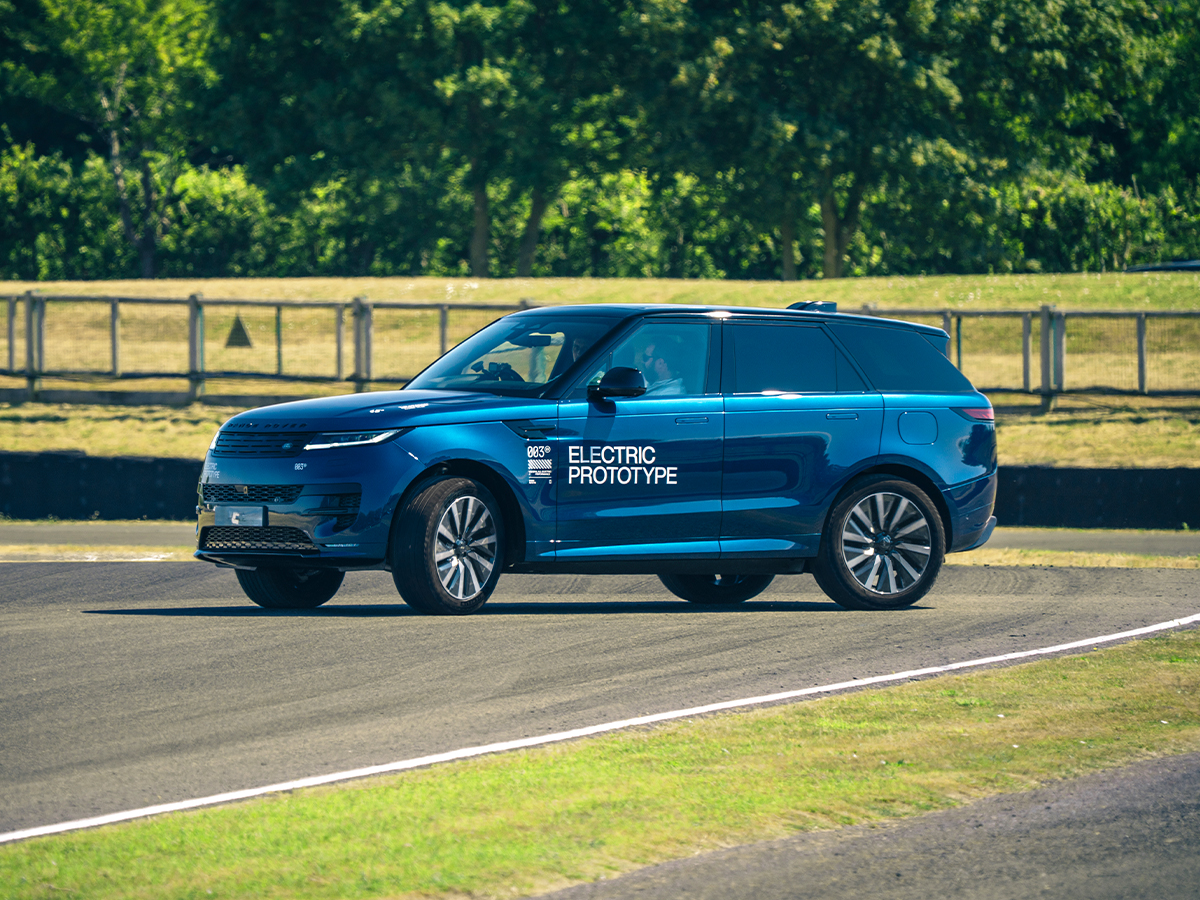 Range rover sport electric review 0013 rr sport electric goodwood 160726 18