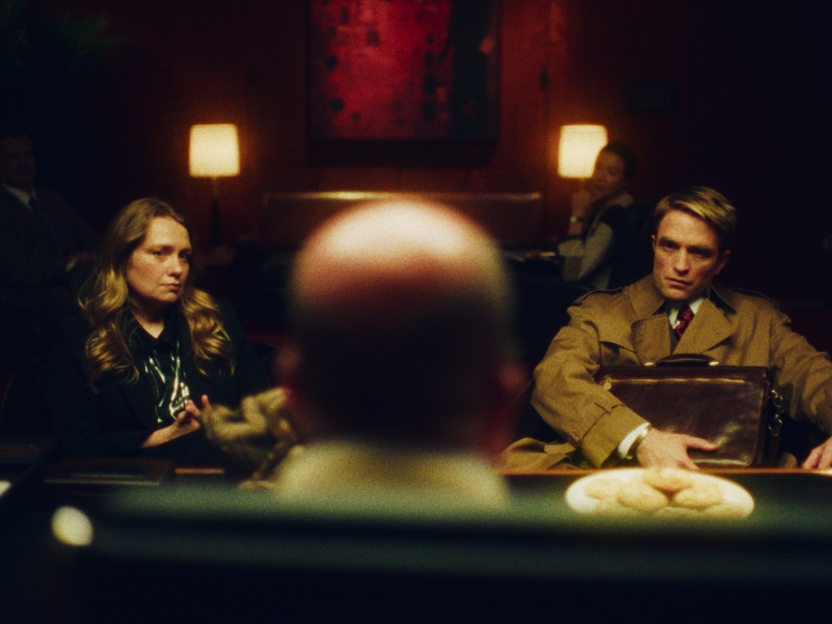 Robert pattinson and merritt wever in primetime
