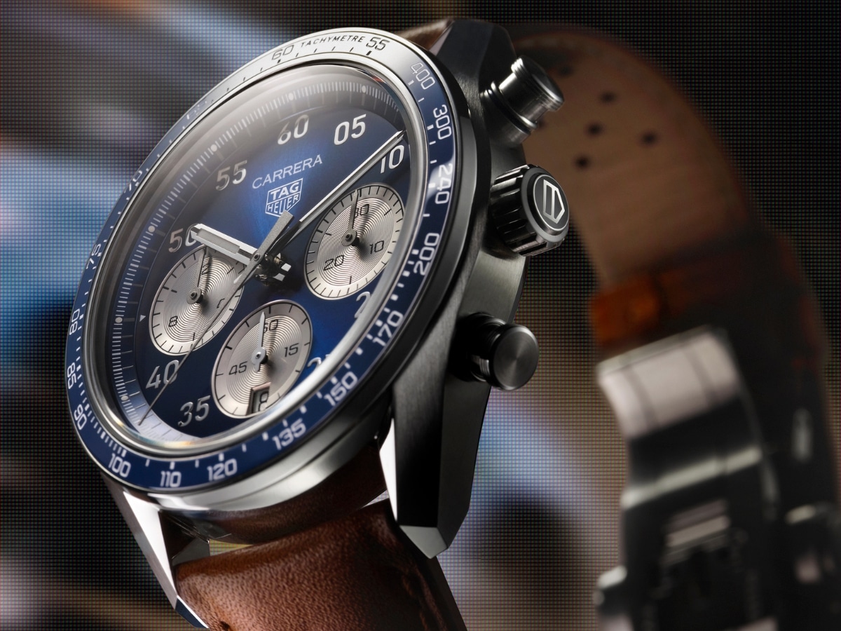 Tag heuer carrera chronograph sport blue dial and leather strap