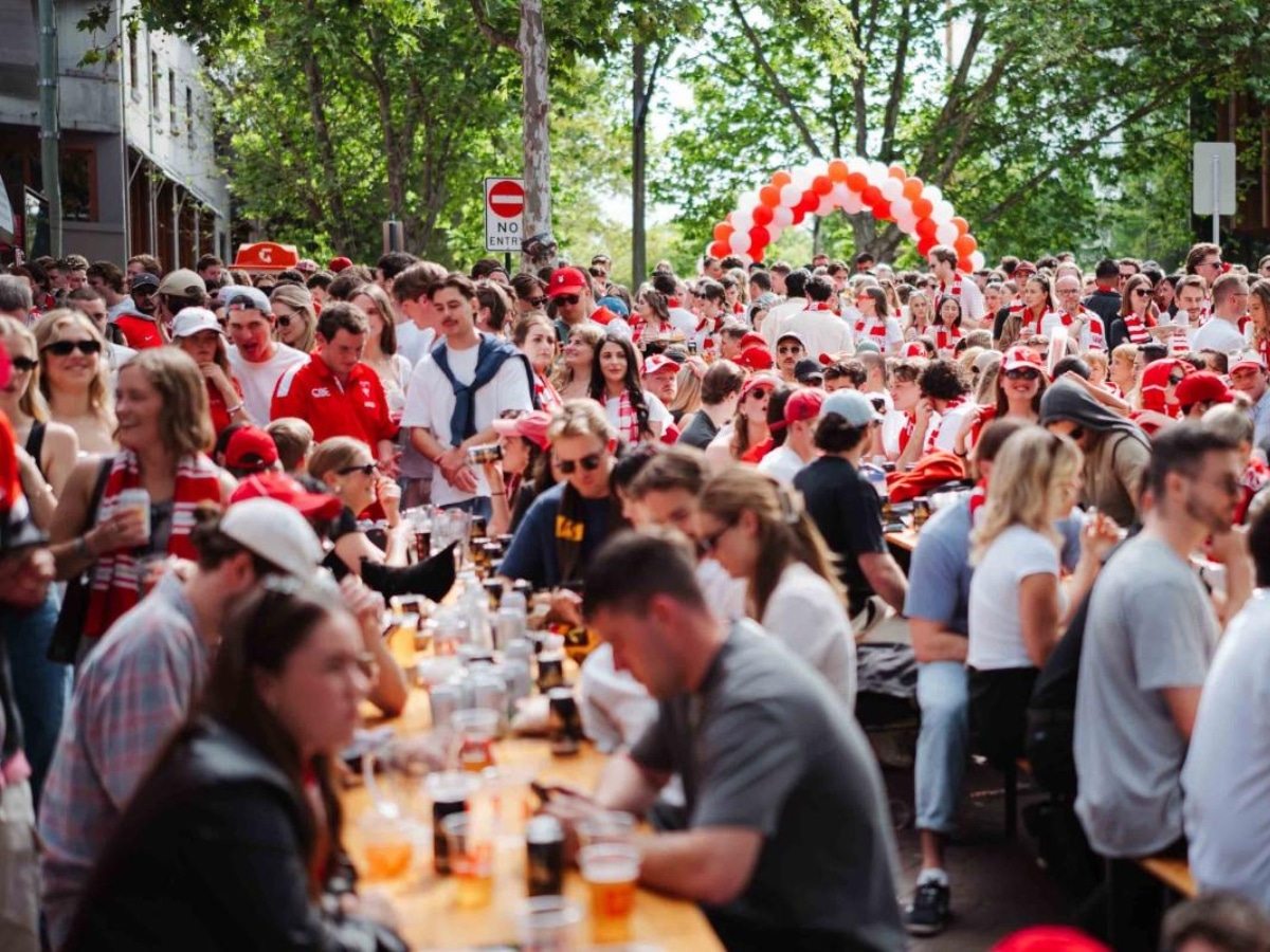 The clock hotel nrl grand final street party