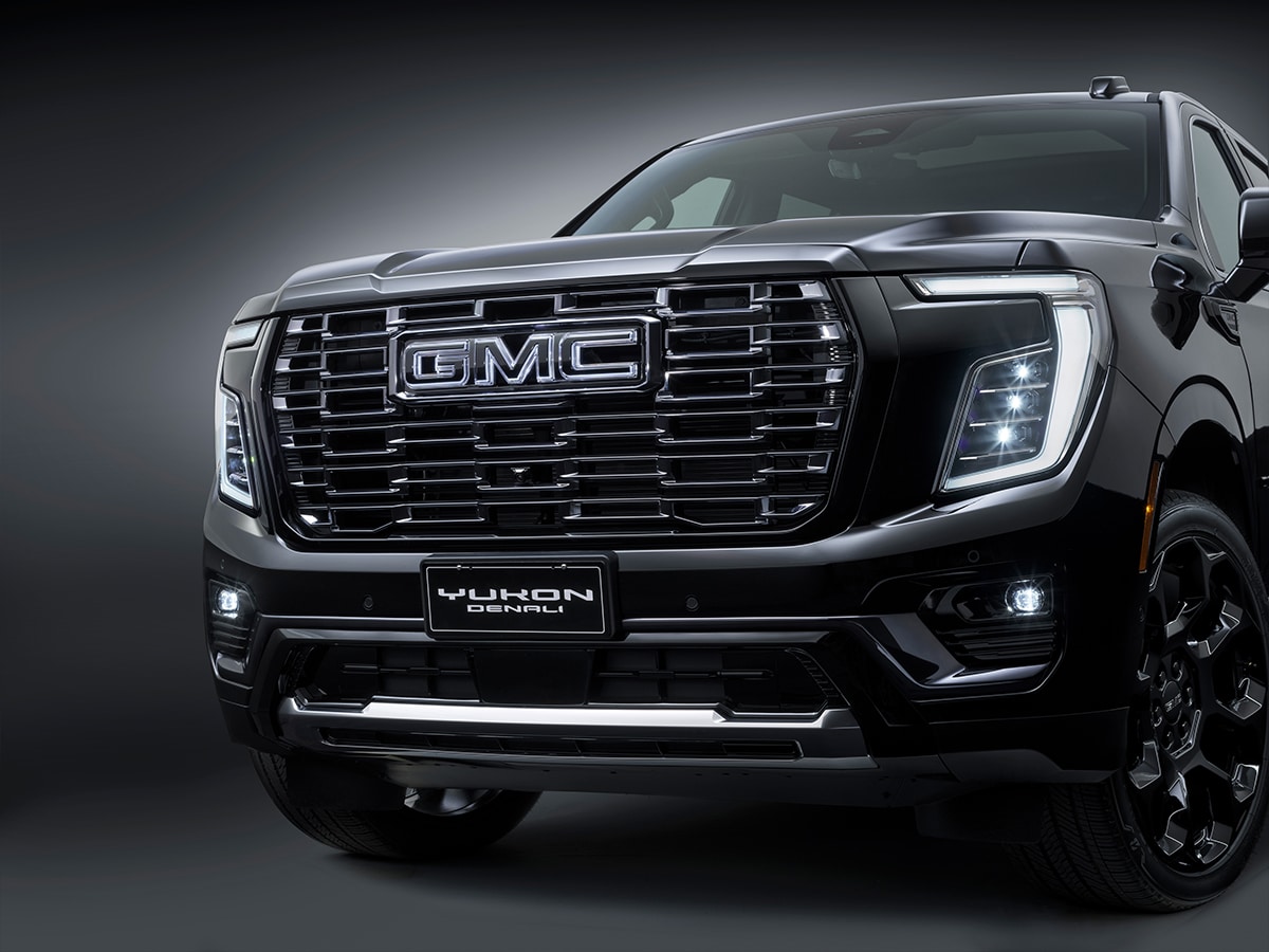 Yukon denali signature black front grille