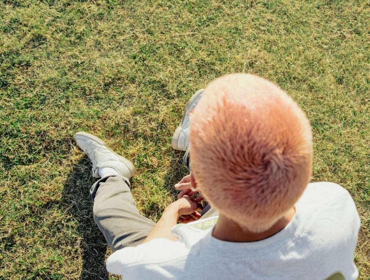 Buzz cut with dye