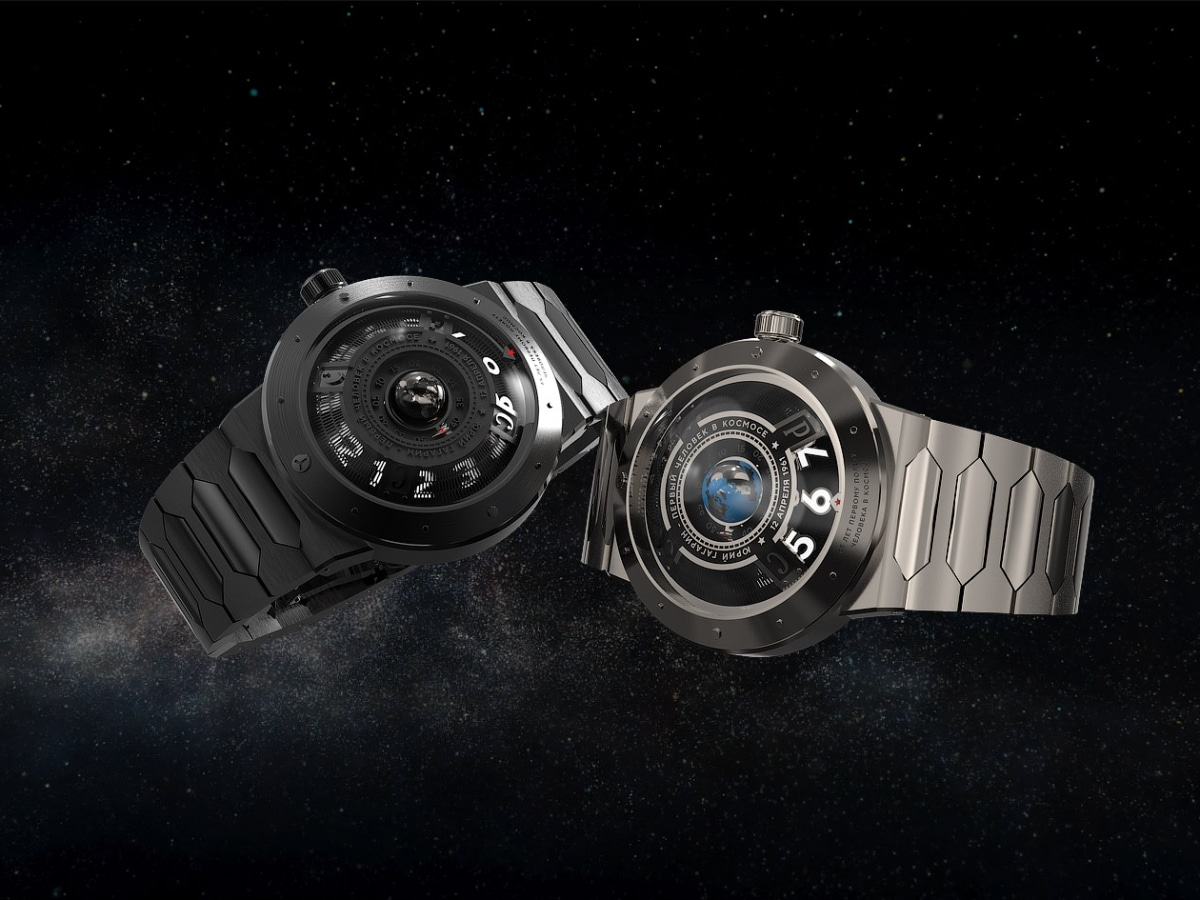 This Russian Space Watch Features a Tiny Rocket Orbiting Earth