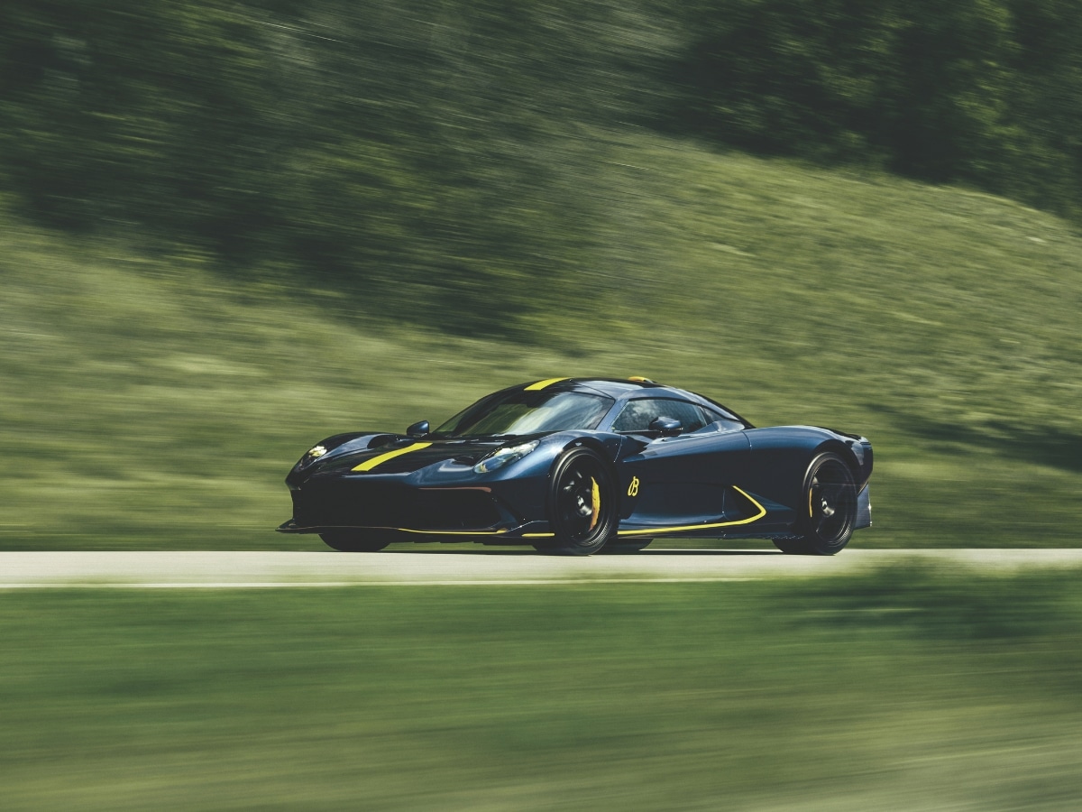 Aston martin valhalla