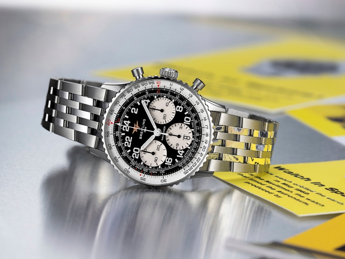 Breitling navitimer b02 chronograph 41 cosmonaute images 2