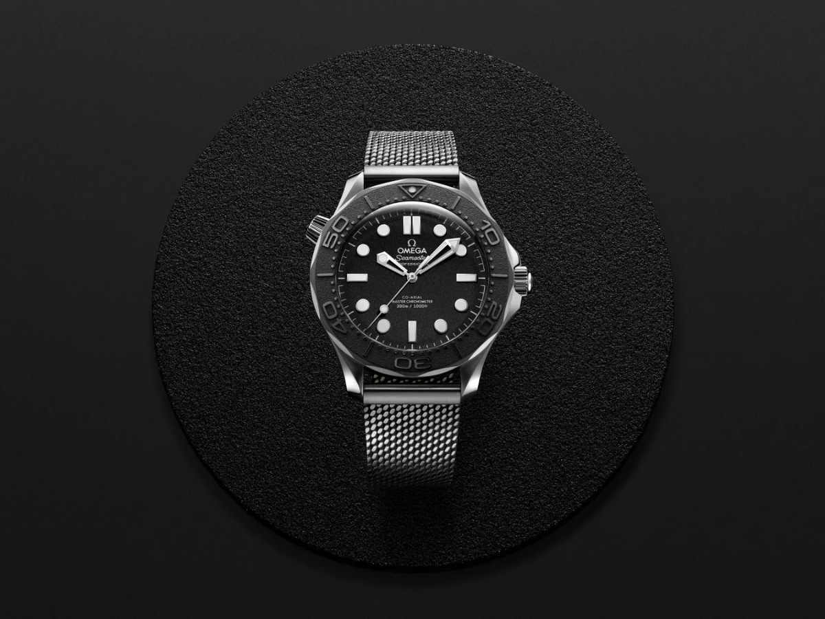 Omega seamaster diver 300m spectre 3