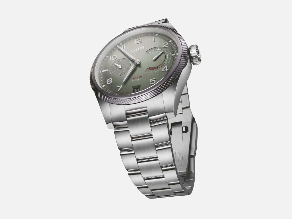 Oris propilot calibre 111 ref 01 111 7808 4167 07 8 20 04lc images 2