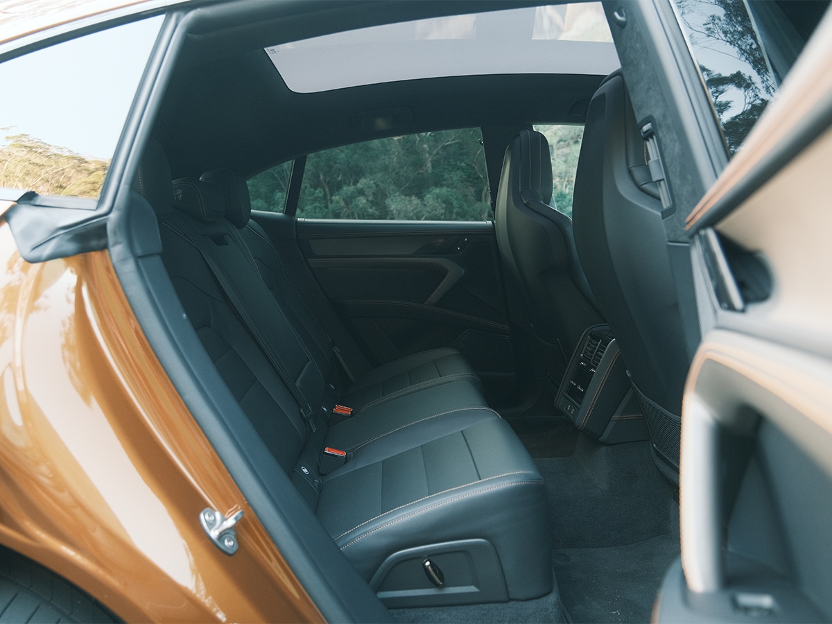 Porsche Cayenne Turbo Electric review 0016