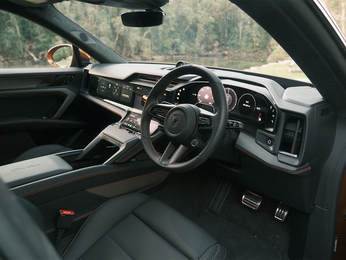 Porsche Cayenne Turbo Electric review 0022