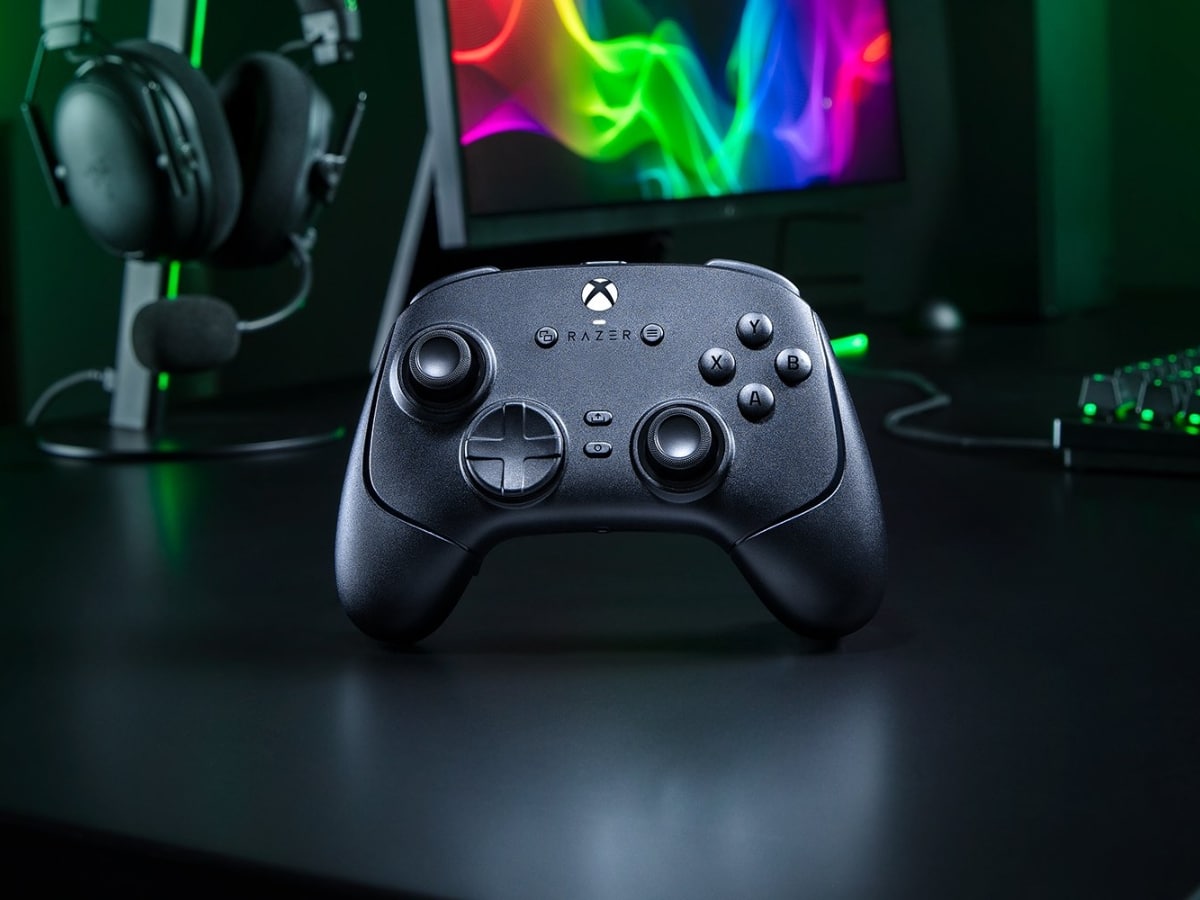 Razer wolverine v4 pro 2