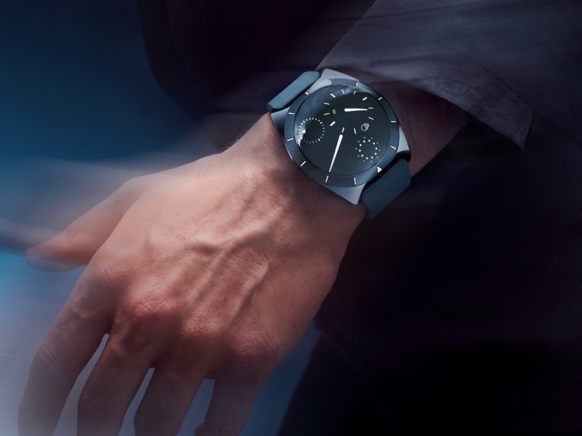 The Ressence TYPE 10 DN : A Magnet-Driven, Oil-Filled, 538-Component Triumph