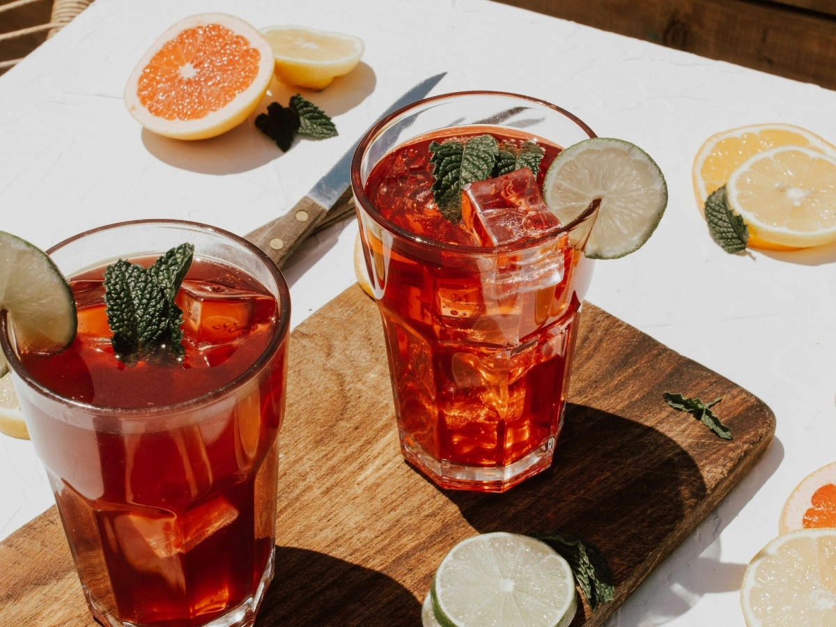 8 Best Summer Cocktails For A Long, Lazy Afternoon in the Sun